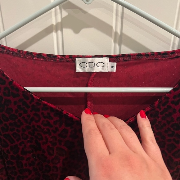 Vintage 8 CDC Red velvet leopard/cheetah print with Long Sleeves for Cocktail - Picture 3 of 9